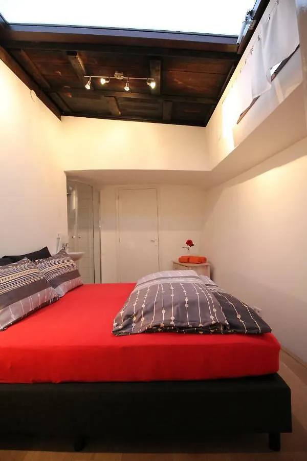Nachtwacht apartment Amsterdam Nederland